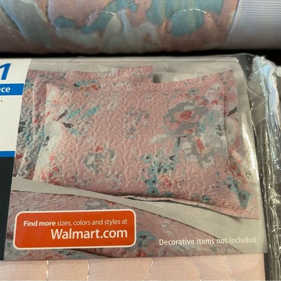 Pink Blush Grey Floral Queen Size Bed Quilt and Shams NEW Bedding - Picture 8 of 11